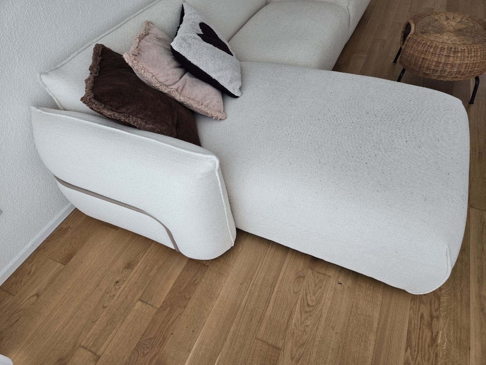 Divani: Comfy Cream Sofa – Usato da Fällanden venduto da noa_mh8y 3