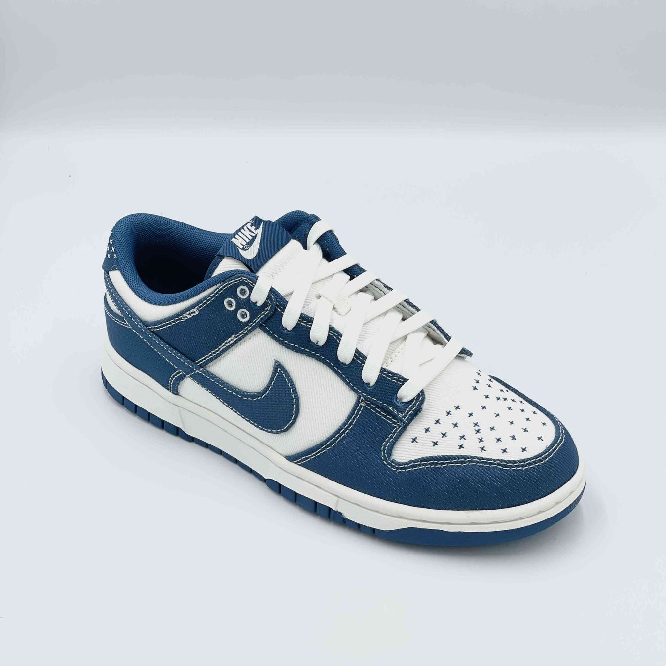 Nike Scarpe da uomo: Nike Dunk Low Light Industrial Blue Sashiko EU 44 – Nuovo e nell'imballaggio originale da Erlinsbach venduto da sasneakers 2