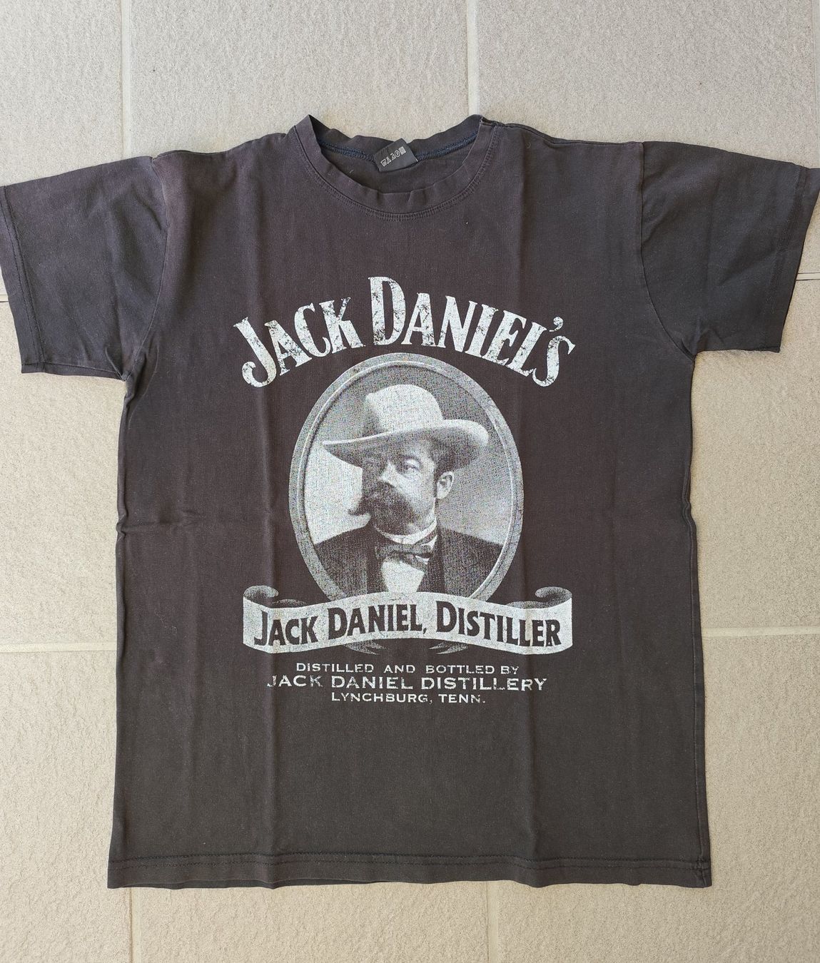 T-shirt: T-Shirt "Jack Daniels" – Usato da Huttwil venduto da Yellow74
