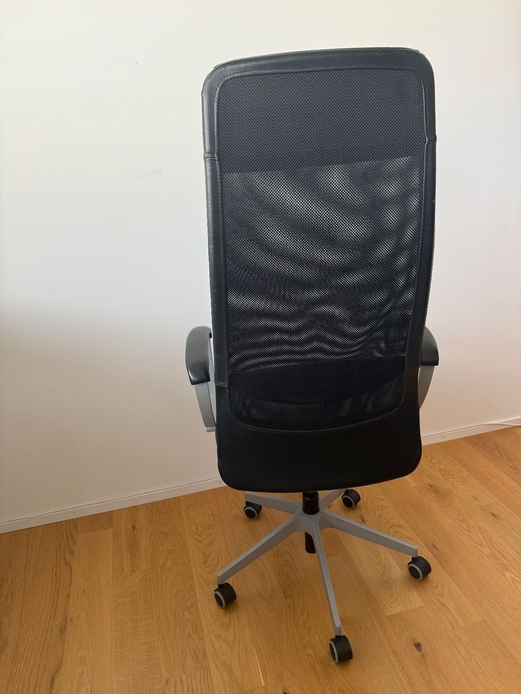 Ikea Stühle: Ikea chair leather black – Gebraucht aus Horgen von nkomel 1