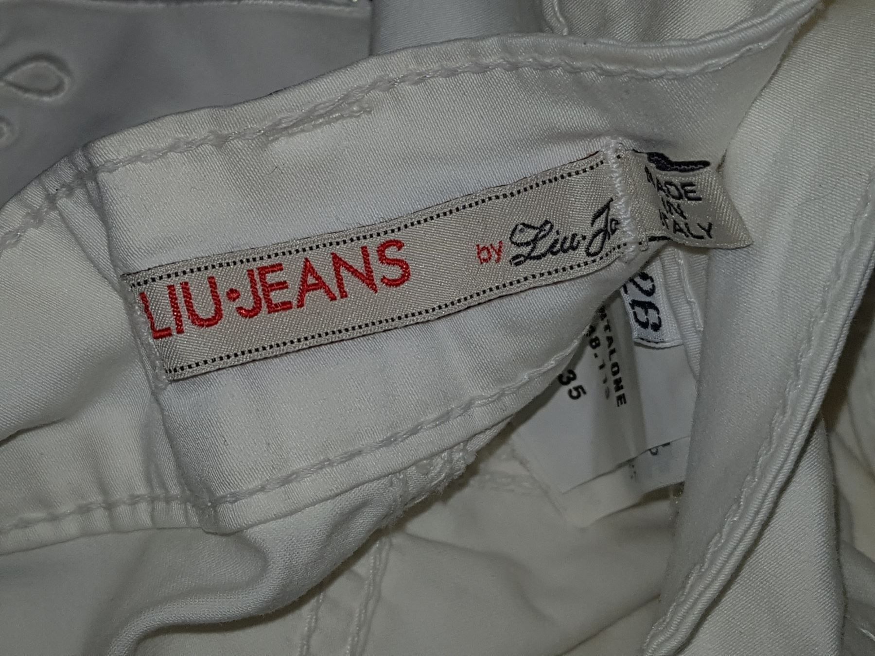 Liu Jo Jeans: Jeans LIU JO Taille W 26 – Gebraucht aus Cossonay-ville von Super-Price-Quality 9