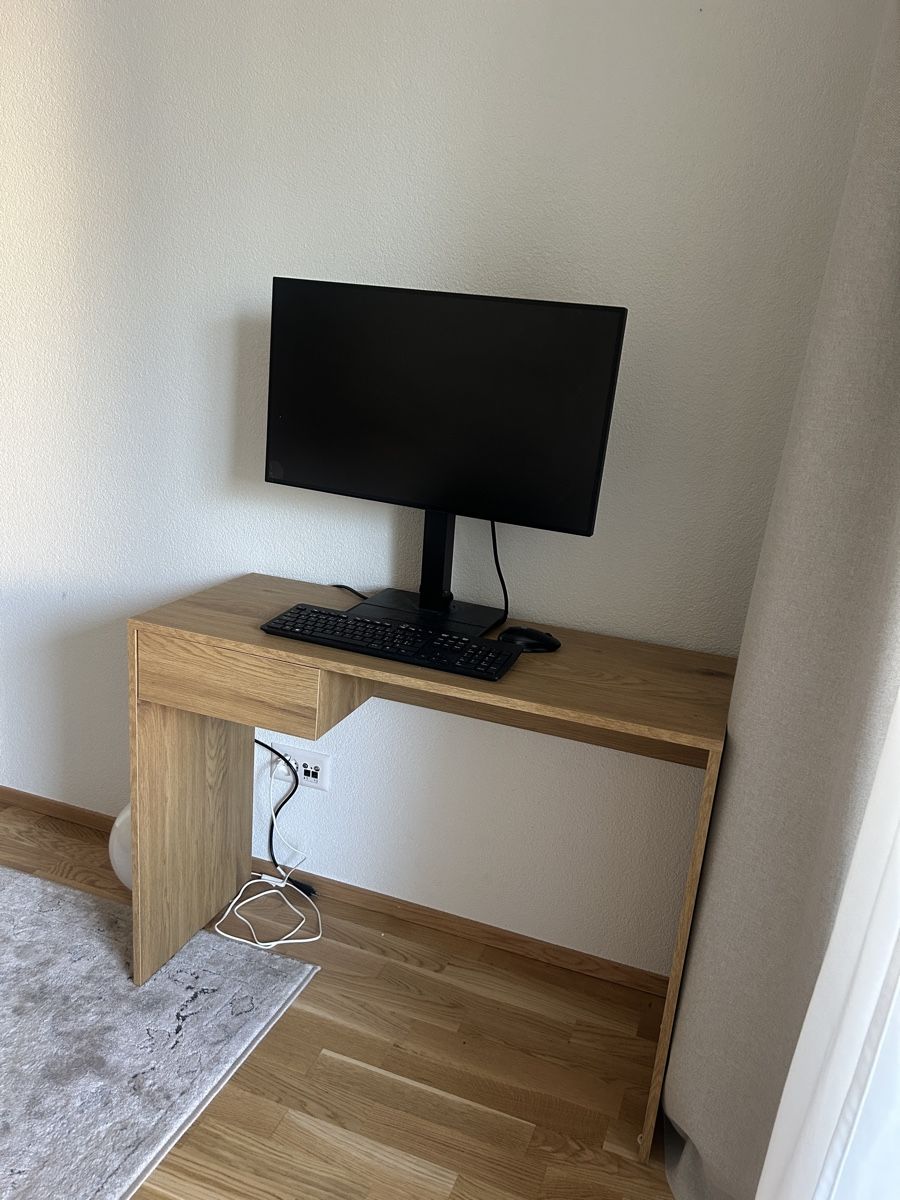 Schreibtische: Schreibtisch 40x100cm – Gebraucht aus Pieterlen von cel_l2dt 1