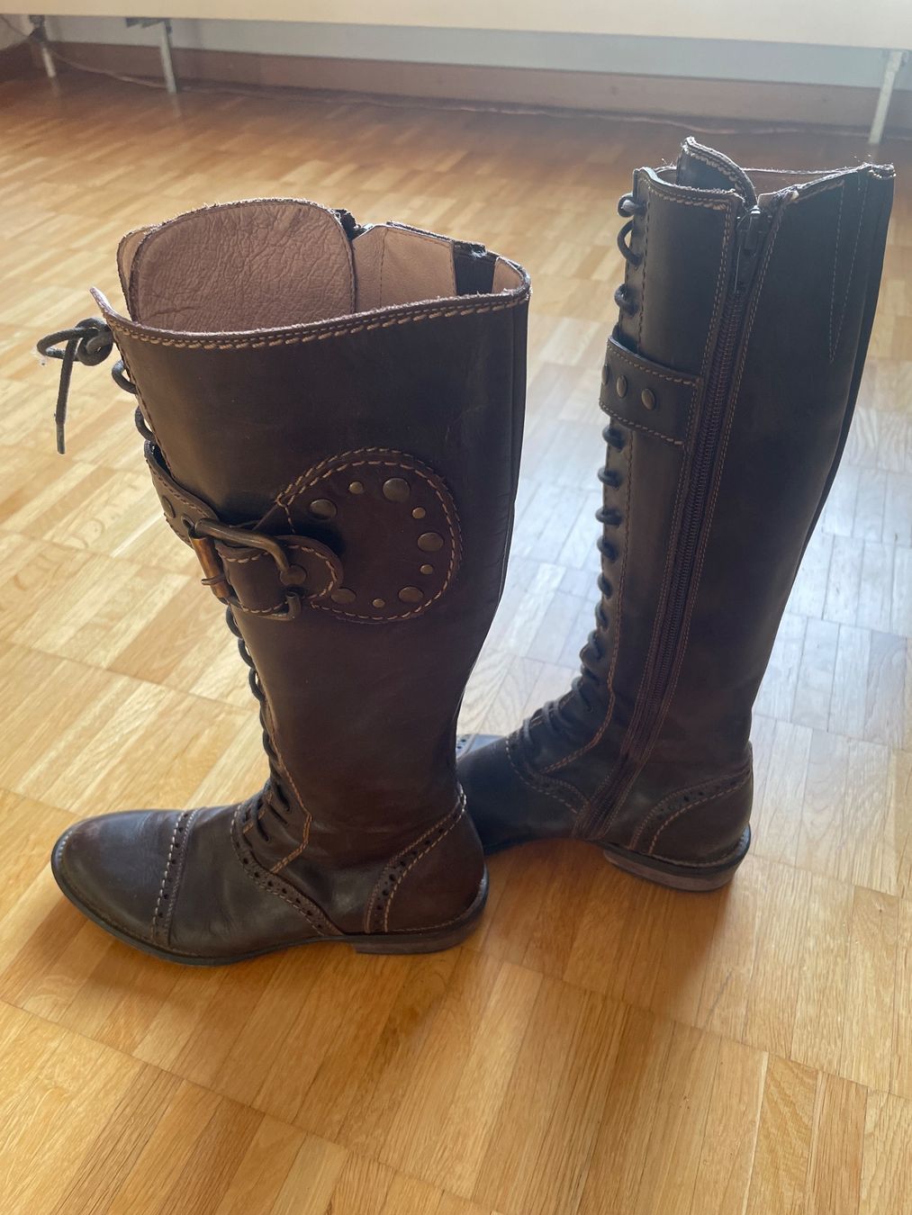 Damenschuhe: Schicke braune Lederstiefel Gr. 35 – Gebraucht aus Stäfa von yumai1 1