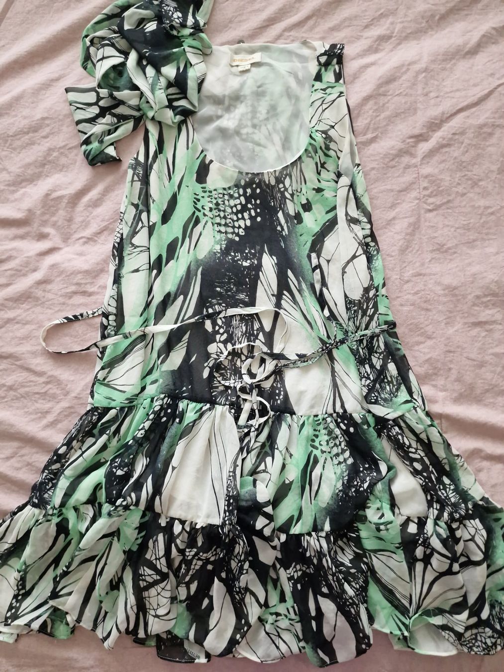 Vestiti: Kleid von DIESEL gr.S – Usato da Langendorf venduto da Ariyan01