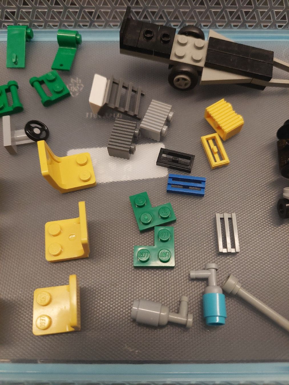 Lego Spielzeuge: Div. Lego Spezialteile  – Gebraucht aus Zetzwil von sti_x9xf 4