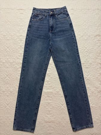 Schöne High-waist Jeans, Gr. 34 mit langen Beinen, Damen