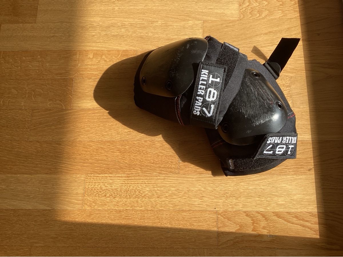 Protezioni & Imbottiture: 187 Killer Pads Knieschoner Set gebraucht – Usato da Adliswil venduto da Compardo