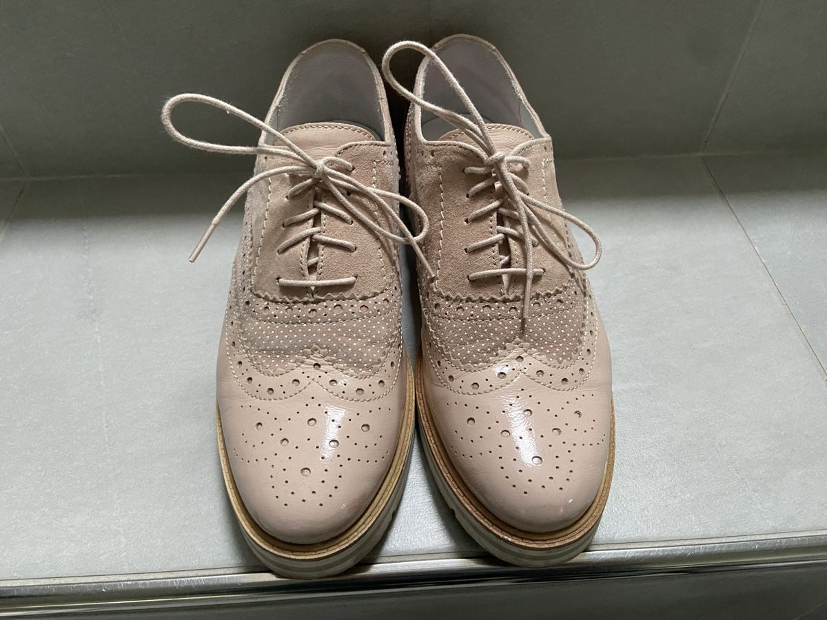 Scarpe da donna: Damenschuhe – Usato da Büsserach venduto da vimeco.43
