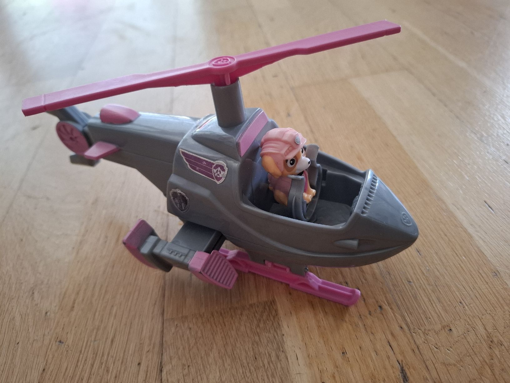 Jouets: Paw Patrol Skye Helikopter mit Figur – D'occasion à Biel/Bienne par AvasTheGreatest