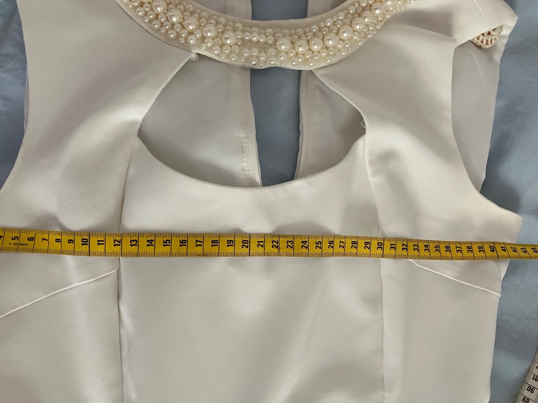 Vestiti: Cocktailkleid Orsay perlenbestickt Gr  S/M – Usato da Rothenburg venduto da Regenbogenwolken 1