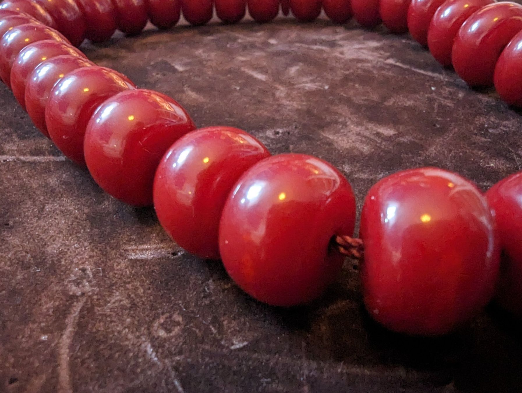 Altri gioielli: Gebetskette Bakelite Amber Rot – Usato da Baden venduto da swiss-alps 4