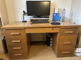 Bureau ancien en bois  80 CHF