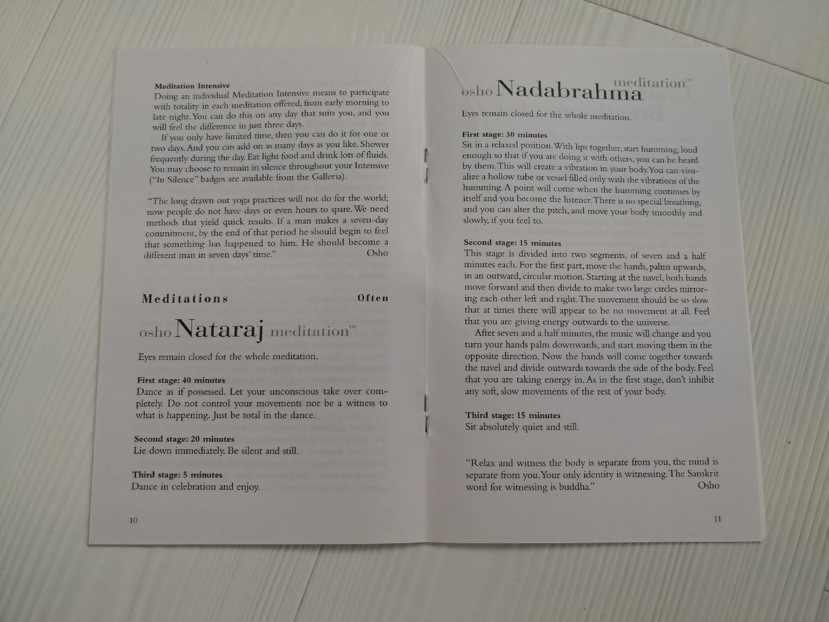 Livres: 🤩OSHO MEDITATIONS HEFT NEU – Neuf (Voir description) à Olten par Naja-Twins-Twins 2