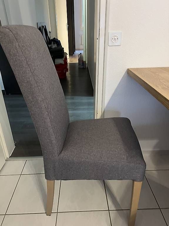 Tischgruppe: table extensible avec 4 chaises  CHF 250 lensemble – Gebraucht aus Échandens von and_9xq5 3