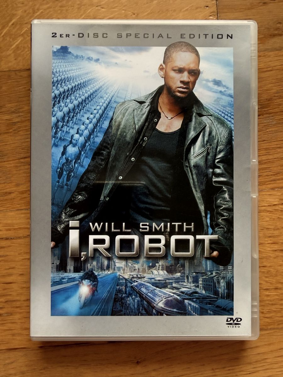 Tutti i DVDs: I, Robot - DVD Special Edition 2-Disc Set – Usato da Kölliken venduto da nerdorado
