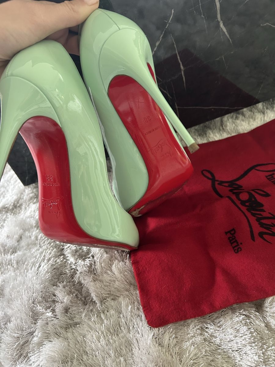 Christian Louboutin Scarpe da donna: Louboutin Heels Gr. 38 – Usato da Oberrieden venduto da Mlew 2