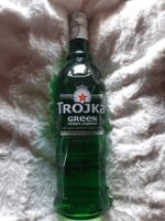 Trojka Green