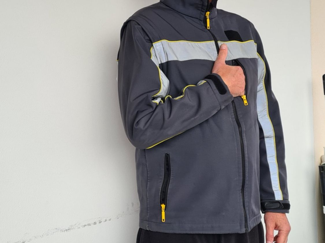 Gilet & Giacche: Jacker oder Gilet - Ärmel abnehmbar Original Post 46 - 48 – Usato da Aldesago venduto da ant_zk5q 3