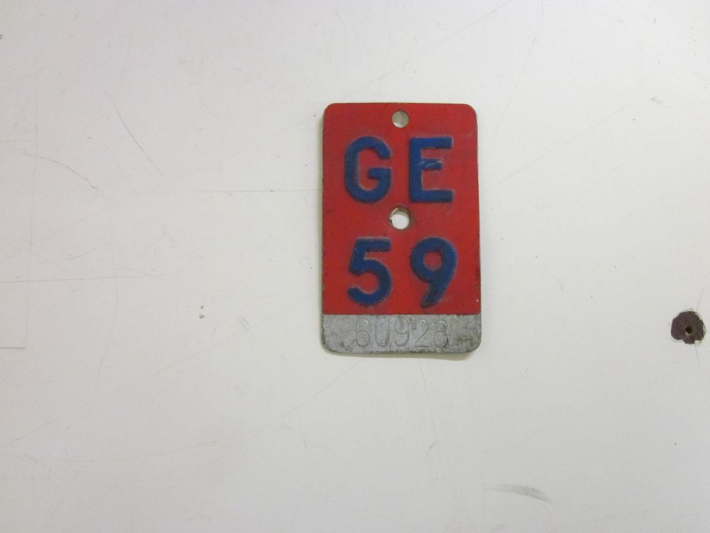 Plaque de vélo moteur (Gebraucht) in Cheyres für CHF 12 - mit Lieferung