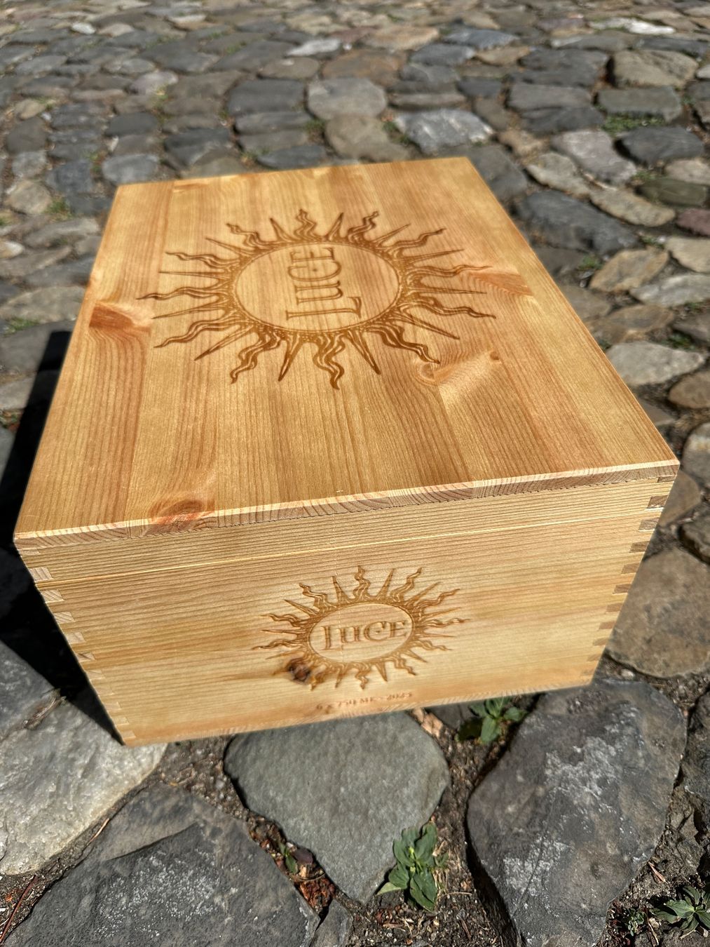 Sonstiges: Schöne Weinkiste Luce Klappdeckel – Gebraucht aus Zürich von atlantis77 2