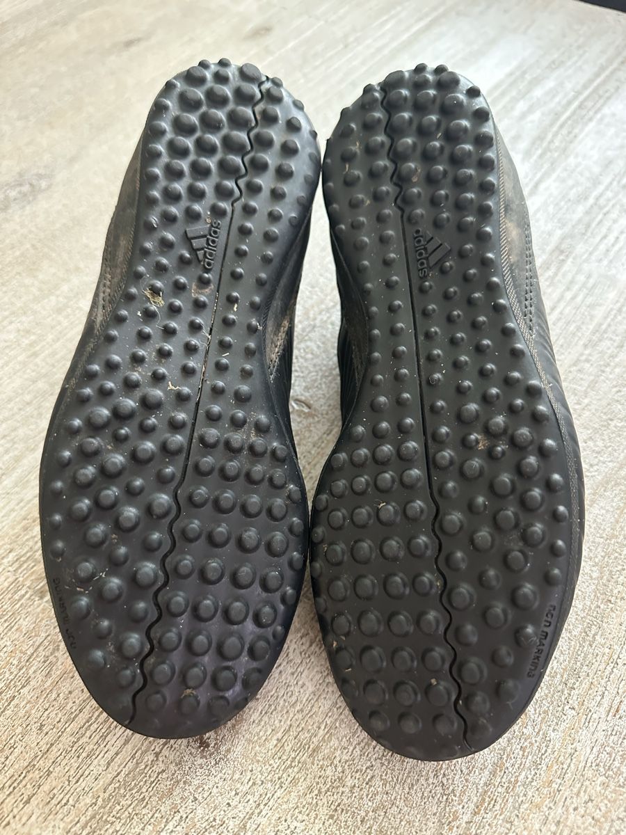 Adidas Scarpe per ragazzi: Fussballschuhe Tausendfüssler Gr. 35 – Usato da Bassersdorf venduto da Tscheni3 3