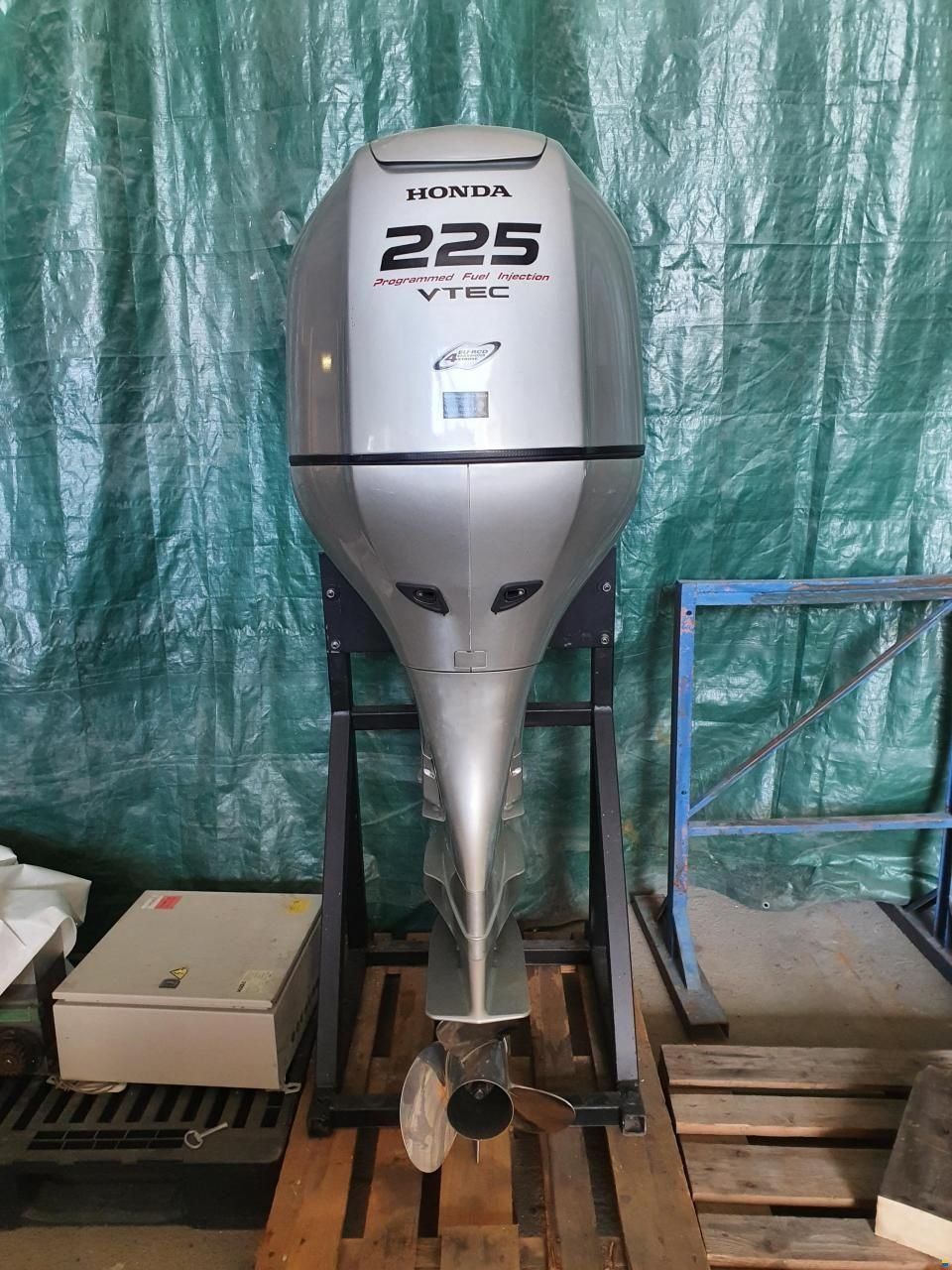 Honda Motori: Aussenbordmotor Honda BF225 NEU – Usato da Solothurn venduto da Eduka72 1