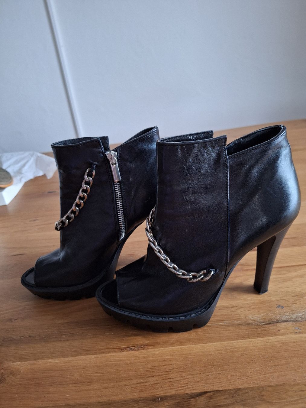 Scarpe da donna: Schuhe – Nuovo (secondo la descrizione) da Horgen venduto da Laala5151 1