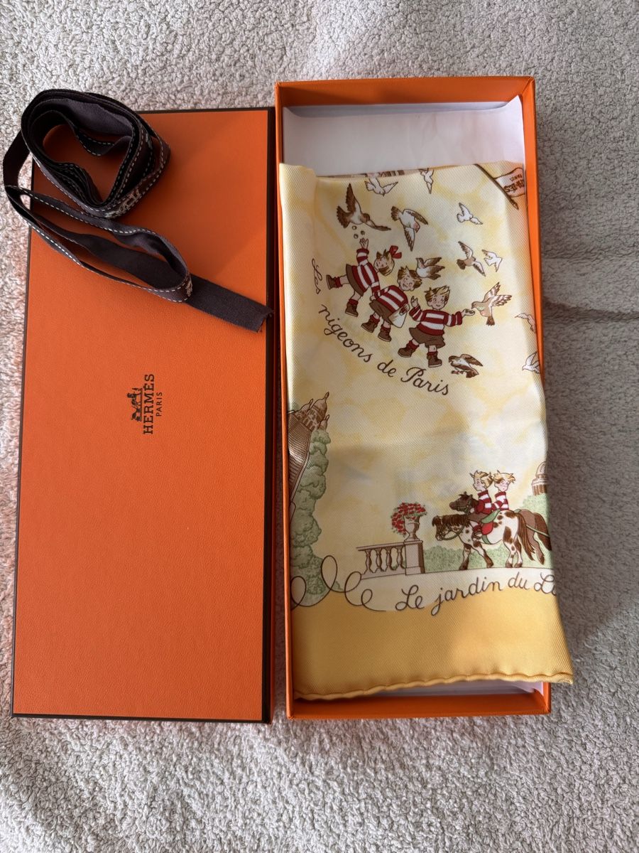 Hermès Foulard & Sciarpe: Hermès gavroche Les Triplés – Nuovo e nell'imballaggio originale da Genève venduto da Allisgood 5