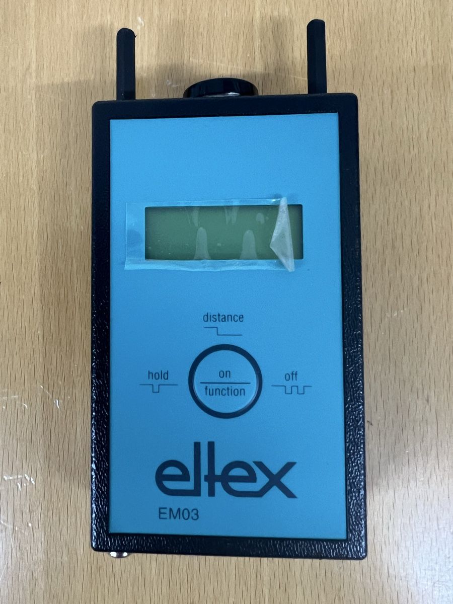 Misurare: Mesureur de champ électrostatique Eltex EM03 – Usato da Basel venduto da La.Bonne.affaire