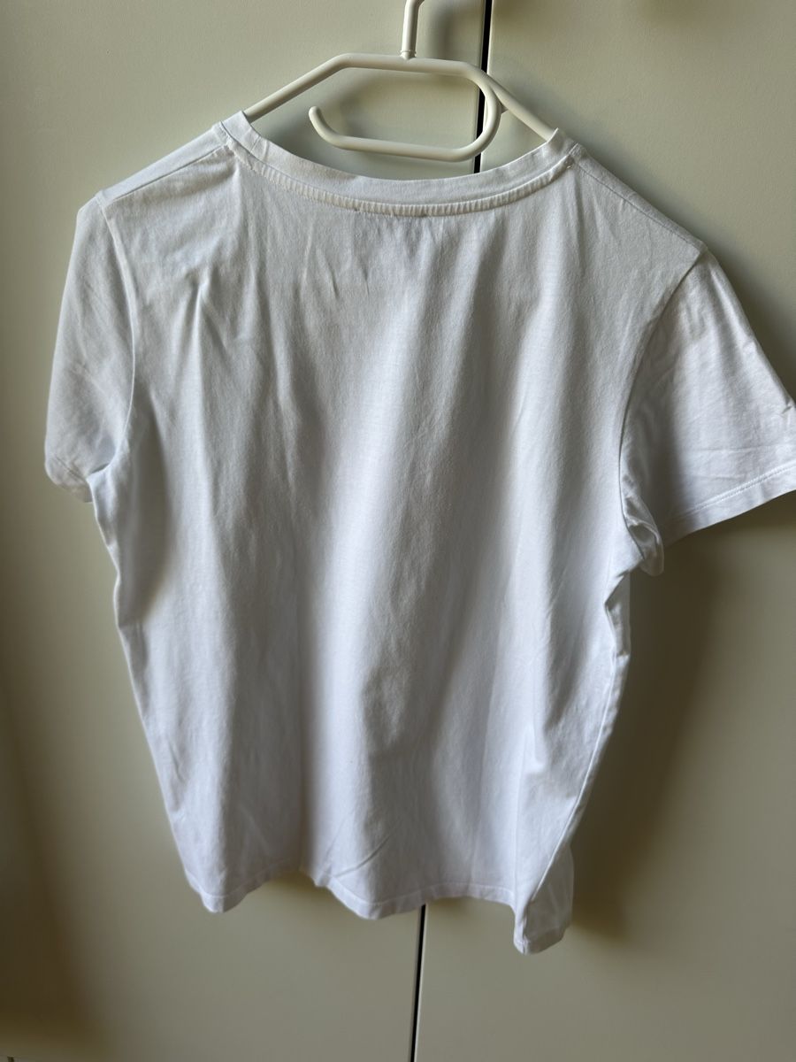 Apc T-shirt: T-shirt A.P.C.  Blanc Taille M  – Usato da Carouge GE venduto da Dom19dom19 2
