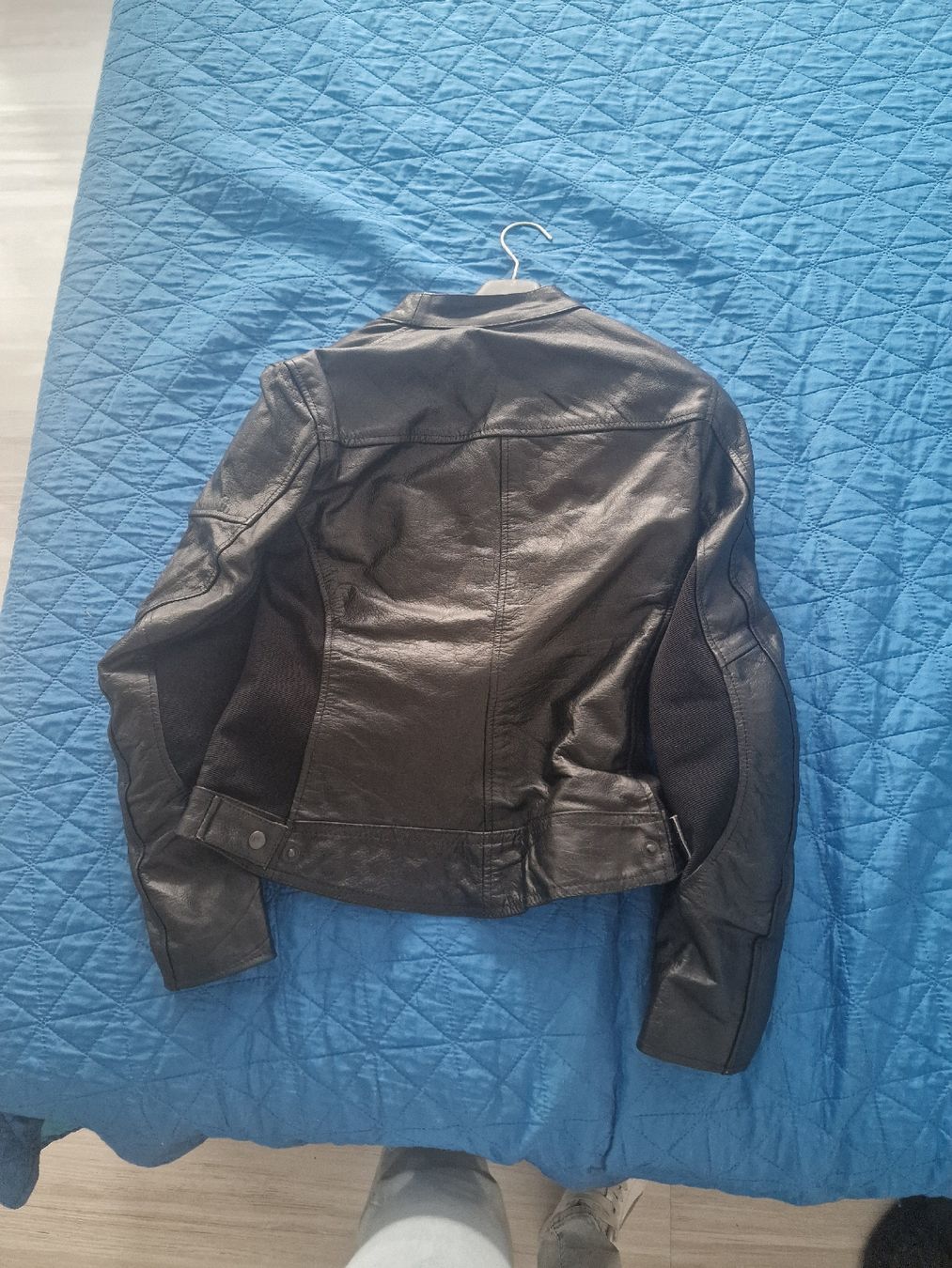 Jacken: giacca da moto con protezione  – Gebraucht aus Giubiasco von val_ghx8 1