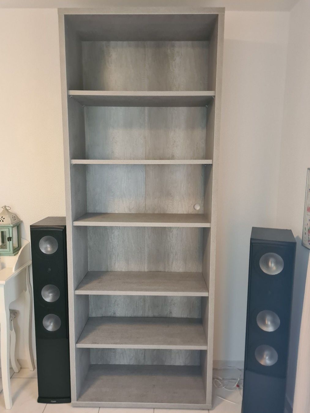 Micasa Scaffali: Cohen Regal Möbel breit Betonoptik – Usato da Uster venduto da Balouchen