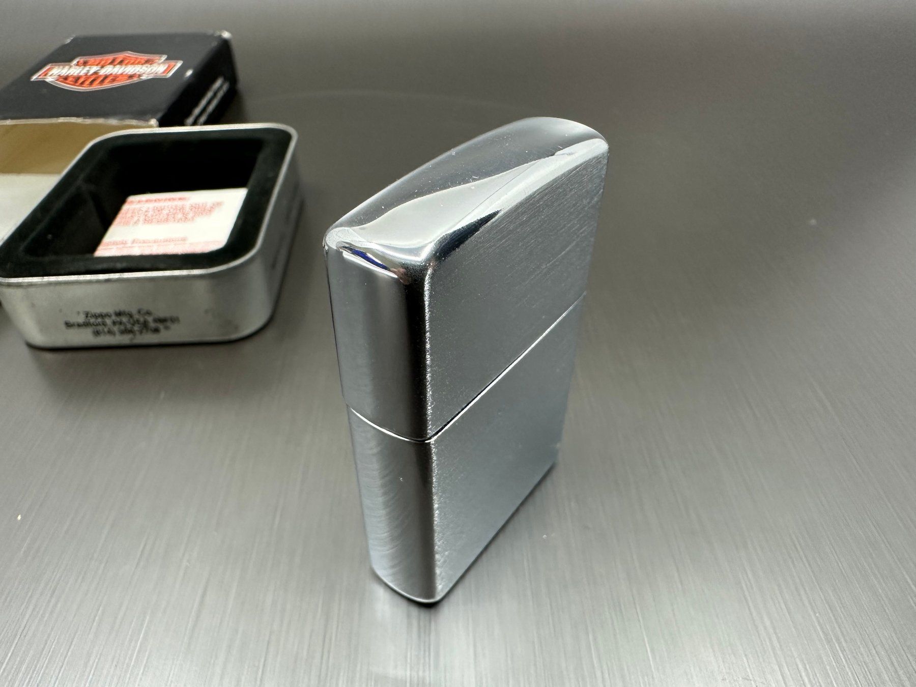 Zippo Briquets: Zippo Harley Davidson, 200HD H308, H-D Globe – D'occasion à Arisdorf par Liquidus 2