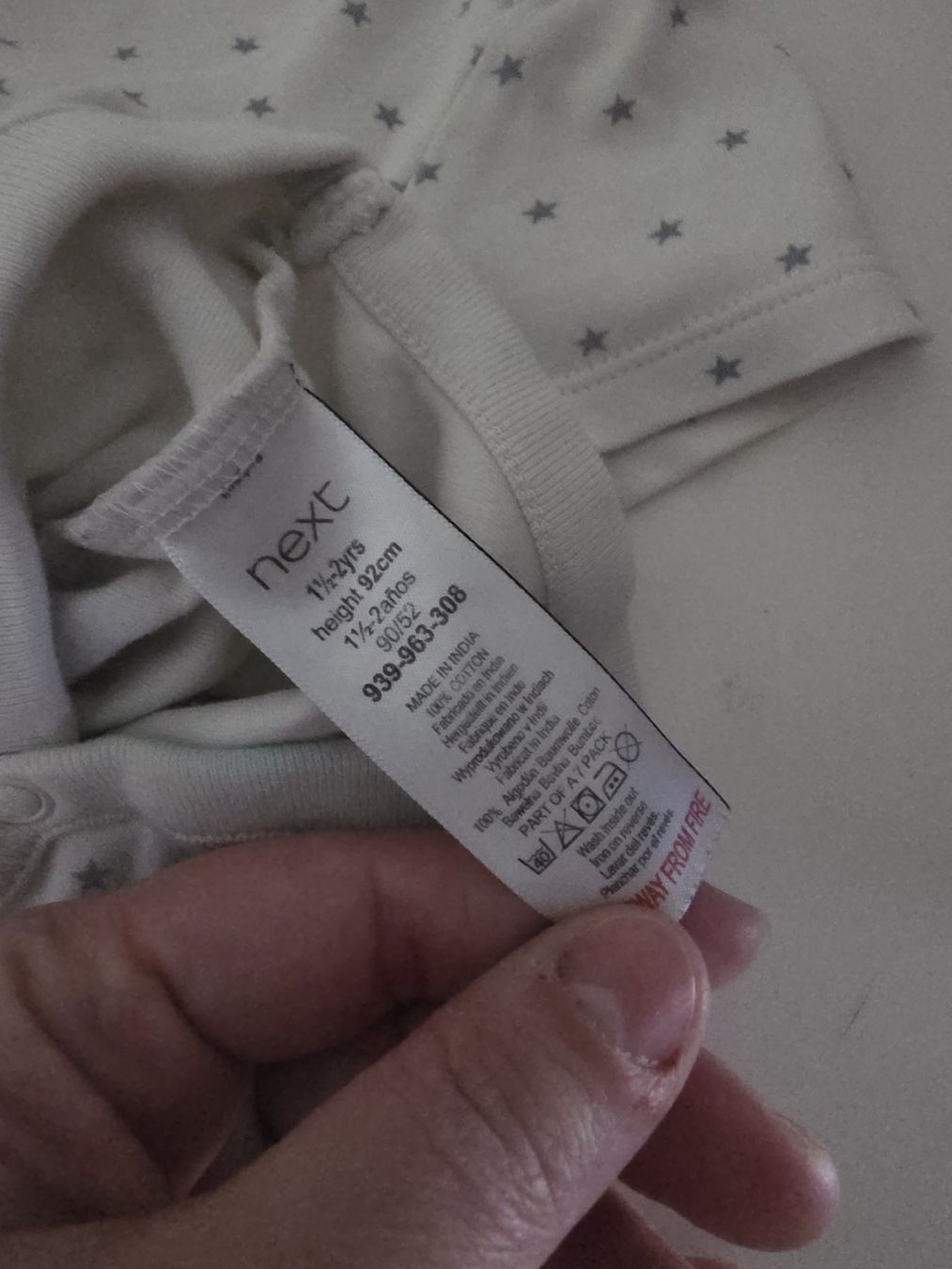 Biancheria intima: Next Baby Body Grösse 92 mit Sternen – Usato da Brüttisellen venduto da Miralaurea 1