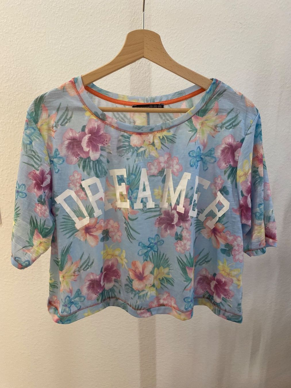 T-shirt: T-Shirt "Dreamer" mit Blumen Gr. 46 – Usato da Pratteln venduto da a23_j2gs 1