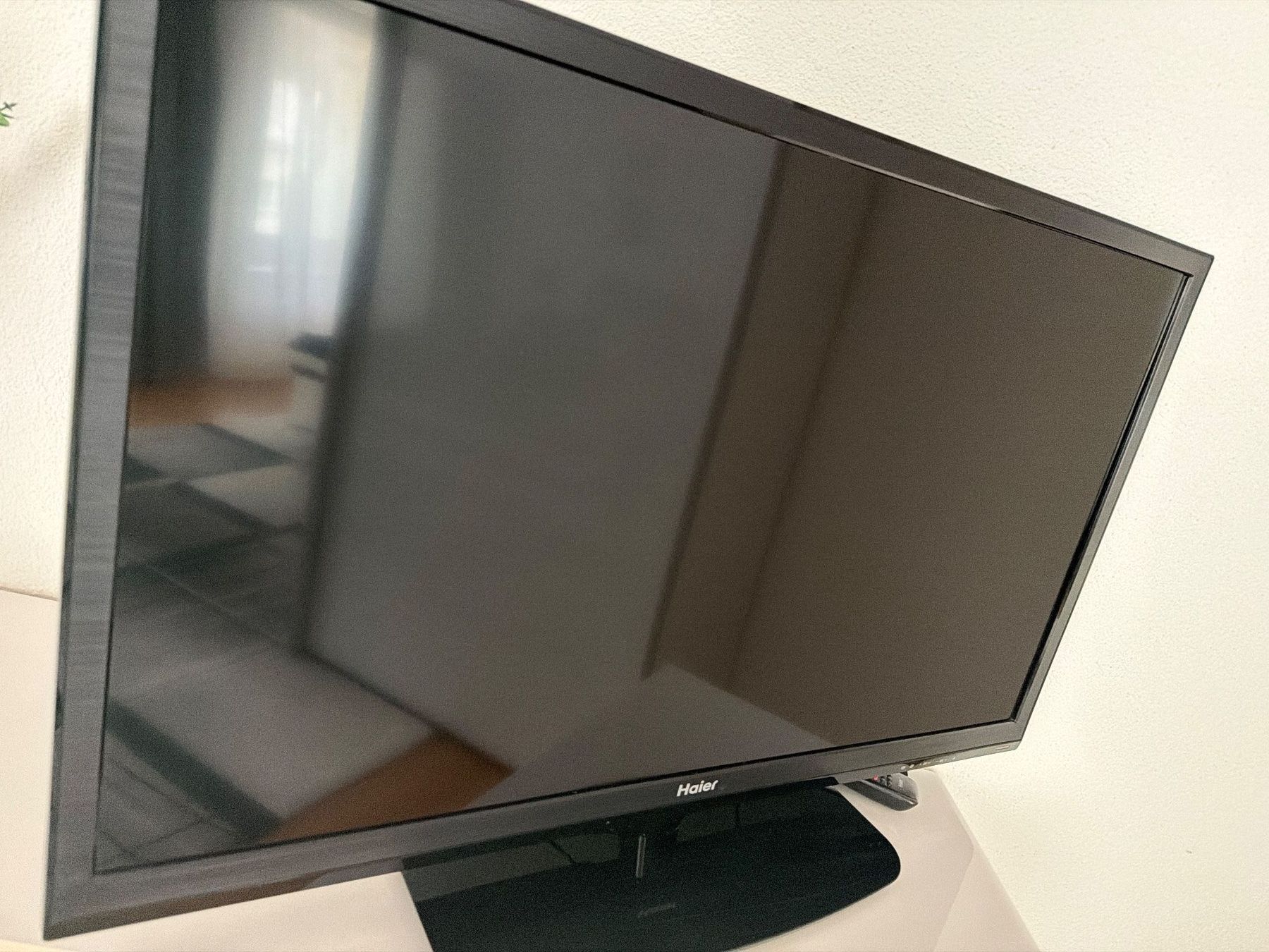 Haier Televisori: Haier Fernseher – Usato da Mitlödi venduto da pvzkk