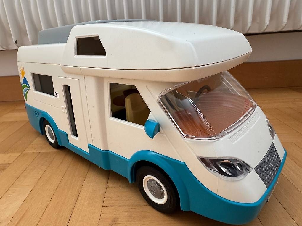 Spielzeuge: PLAYMOBIL CAMPINGPLATZ – Gebraucht aus Adliswil von NMHollenstein 1