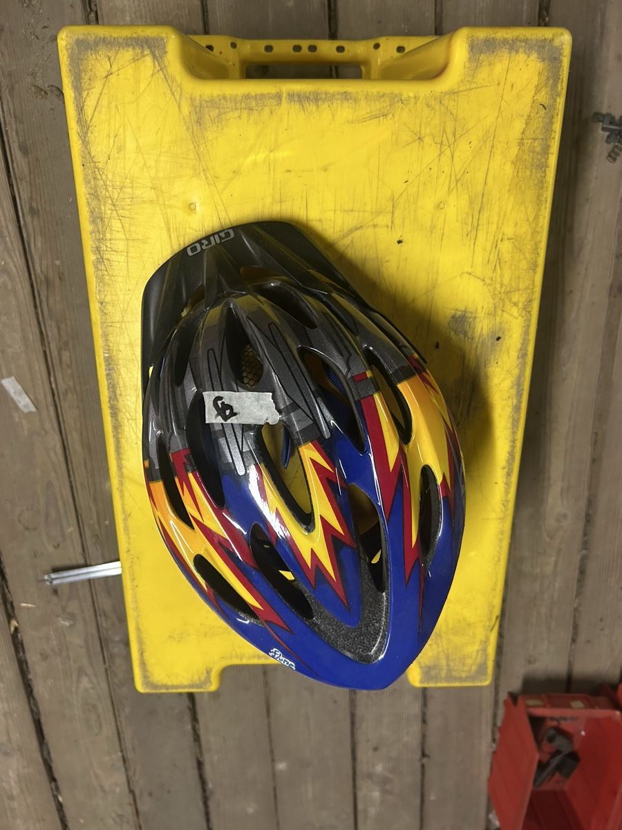 Caschi: Kinder Fahrradhelm (9) – Nuovo (secondo la descrizione) da Lenzburg venduto da min_8r8k