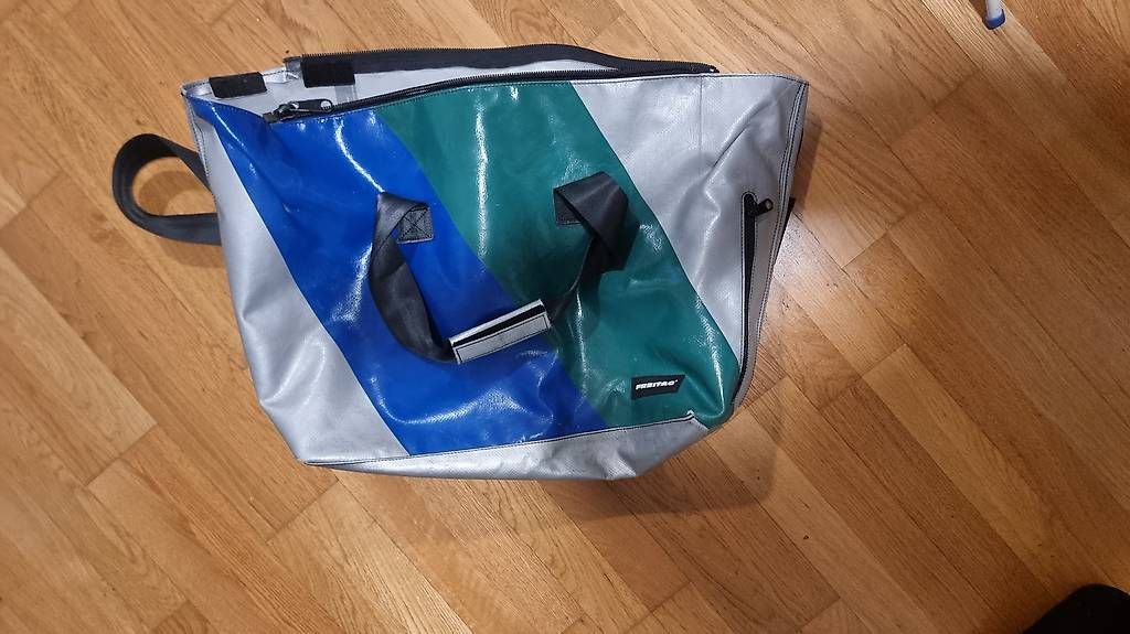 Taschen: Sporttasche Freitag  – Gebraucht aus Zürich von sunflower9 2