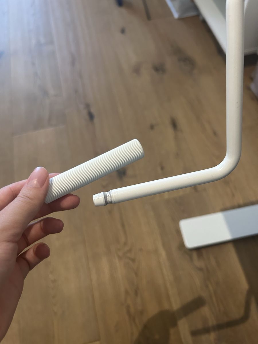 Ikea Scrivanie: Schreibtisch weiss höhenverstellbar – Usato da Olten venduto da noellealisha 2