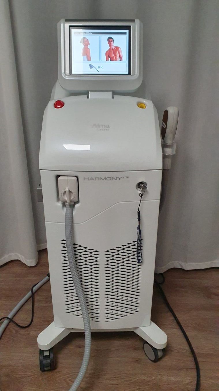 Attrezzature mediche: Alma Laser Harmony Lite Haarentfernungsmaschine SHR IPL – Usato da St. Gallen venduto da ricsab 1
