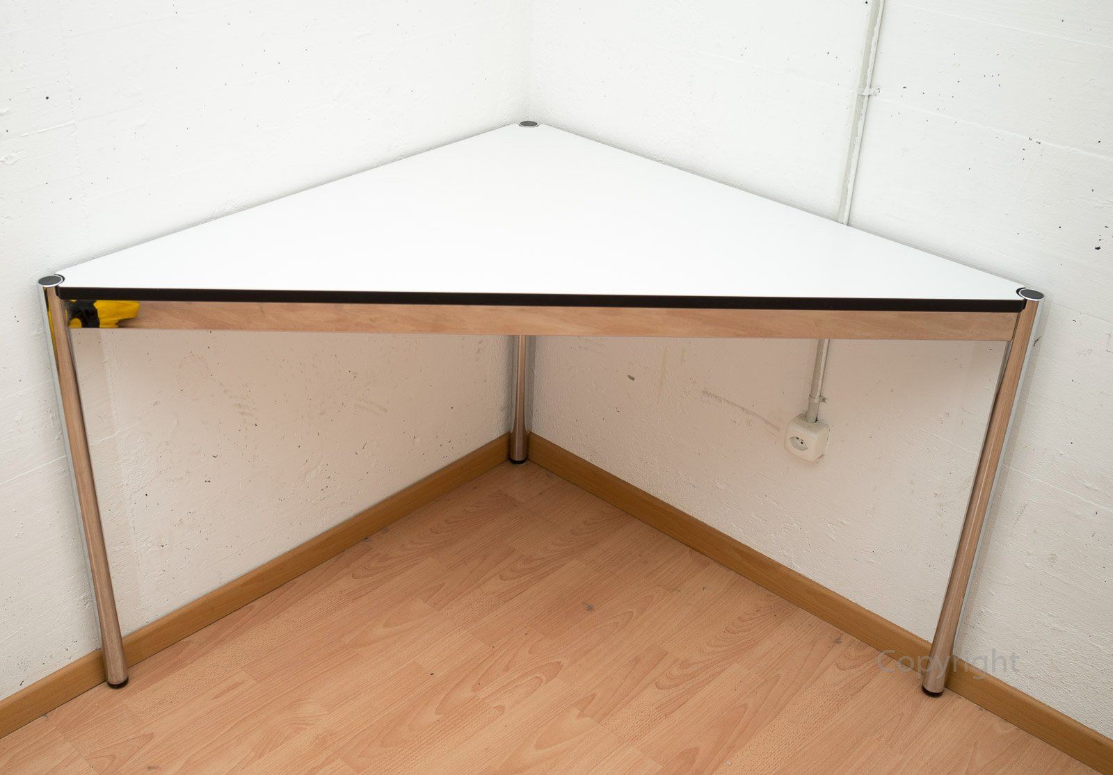 USM Tavoli: USM HALLER Tisch – Usato da Gland venduto da YA414AX 1