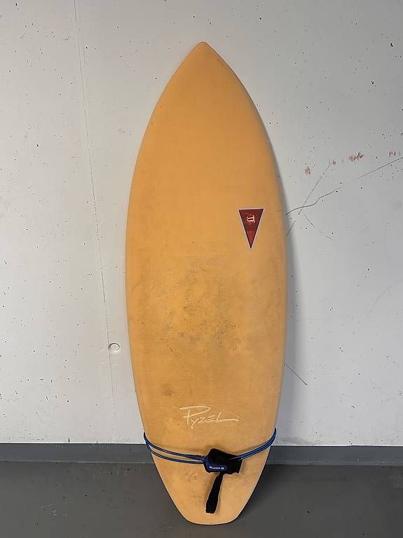 Surfboards & Schwimmbrette: Surf board 5" – Gebraucht aus Triengen von ast_9plj