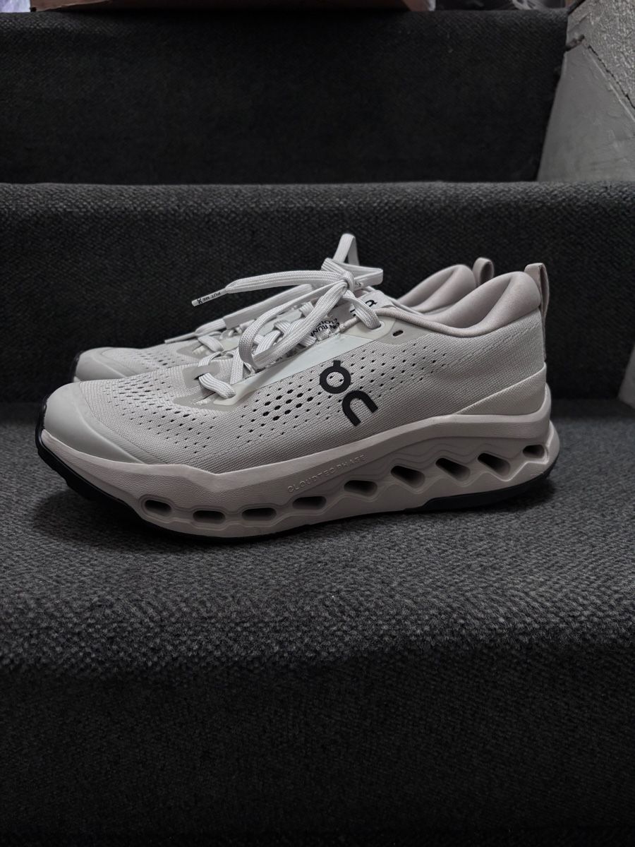 On Scarpe da donna: On running cloudsurfer trail   – Nuovo (secondo la descrizione) da Zürich venduto da Hanna-Hadorn