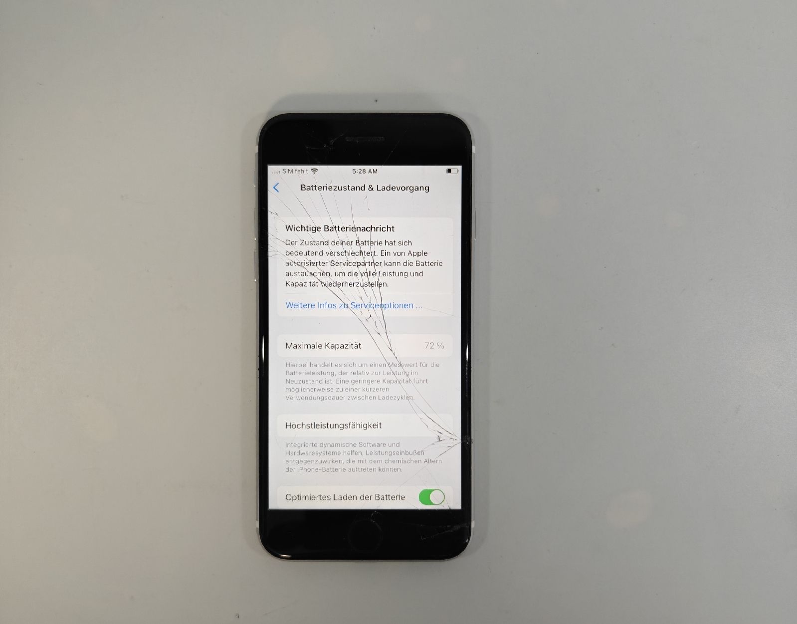 Apple Handys / Smartphones: iPhone SE-2 Weiss – Gebraucht aus Ehrendingen von Rocky985 2