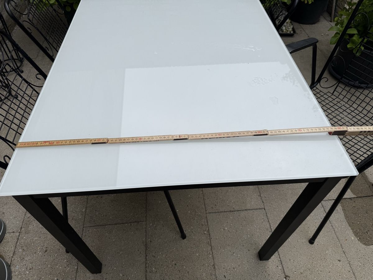 Set di tavolo e panche: Gartentisch mit Glasplatte und 4 Stühlen! – Usato da Zürich venduto da age5. 1