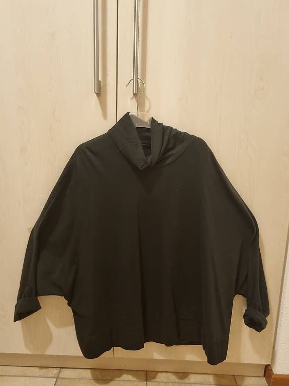 Maglioni & Felpe: Maglia donna in cotone – Usato da Vacallo venduto da for_Alessandra78