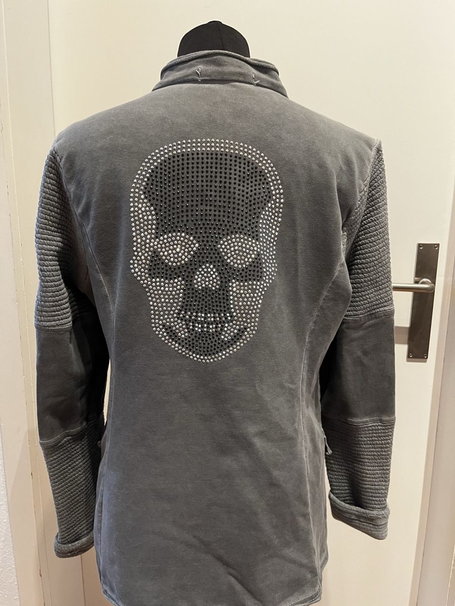 Jacken: Baumwoll-Jacke Grösse L/42 Skull – Neu (gemäss Beschreibung) aus Rüti ZH von huzzelrock