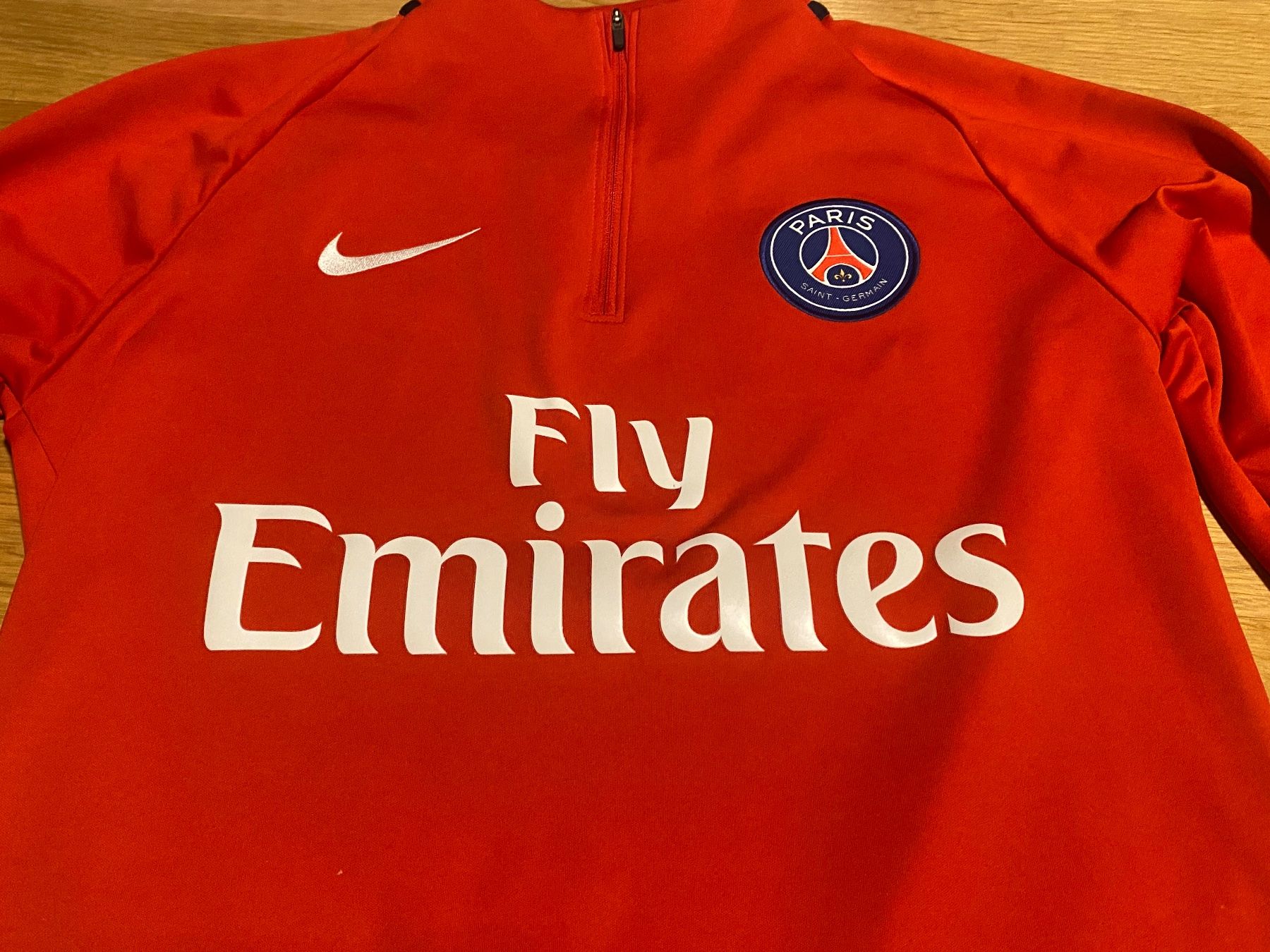 Nike Canottiere & Pantaloni: 2017-18 Paris Saint-Germain Nike 1/4 Zip Training Top PSG – Usato da Thalwil venduto da Rome_90 2