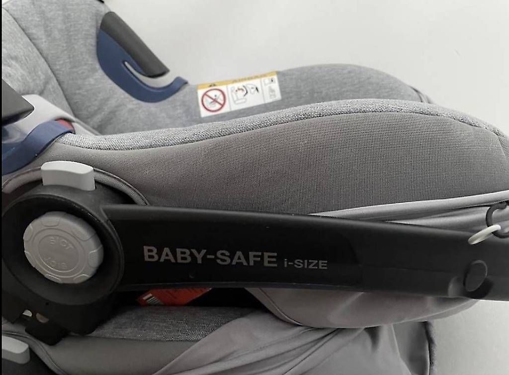 Seggiolini per auto: Babyschale Britax Römer iSafe – Usato da Bäretswil venduto da klknispel 4
